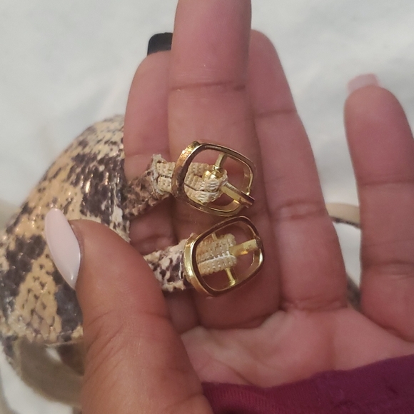 NY&Co Faux Animal Print Heelz - Picture 8 of 14